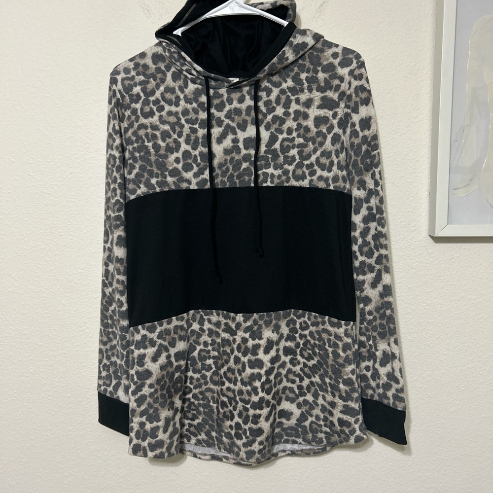 Sew In Love Leopard Print Hoodie Black Color Block Size Small